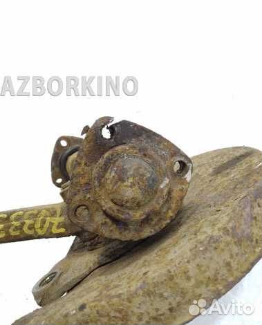 Кулак передний правый Лада