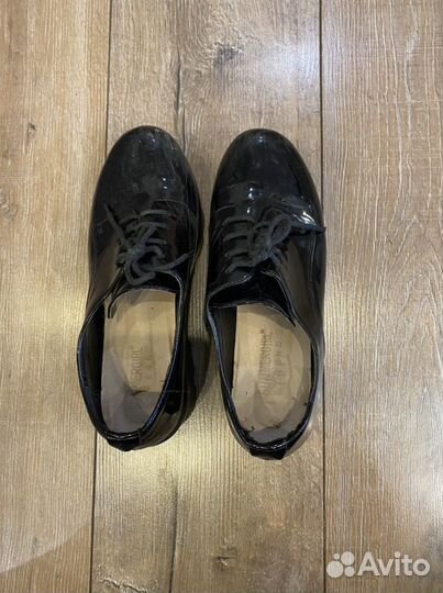 Ботинки женские 37 размер