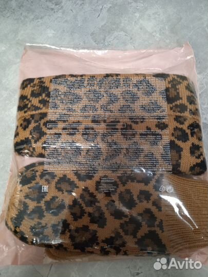 Шапка с варежками