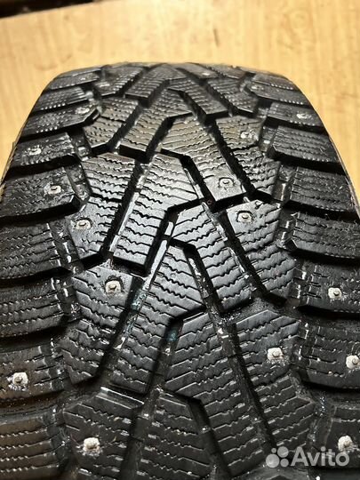 Pirelli Ice Zero 225/45 R18 и 245/40 R18 102T