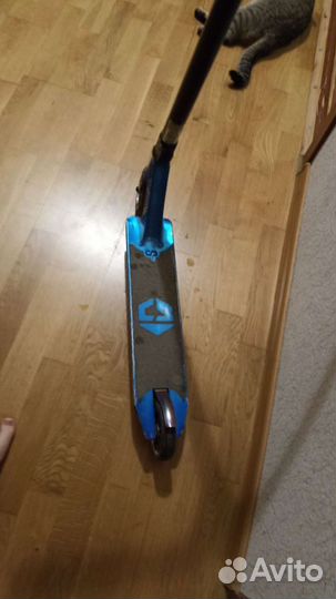 Трюковой самокат