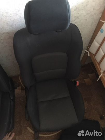 Салон черный Мазда Аксела