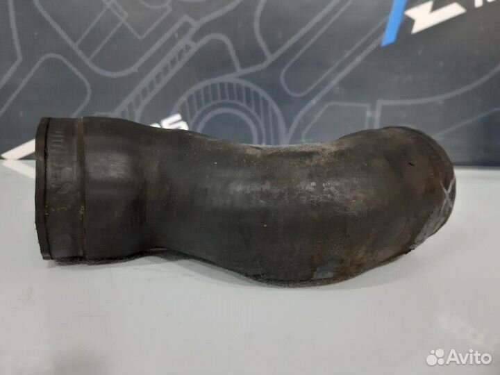 Патрубок интеркулера Audi Allroad C5 BES 2003