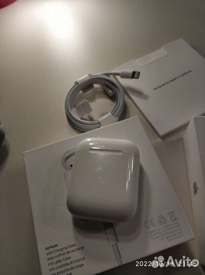 Беспроводные наушники apple airpods оригинал