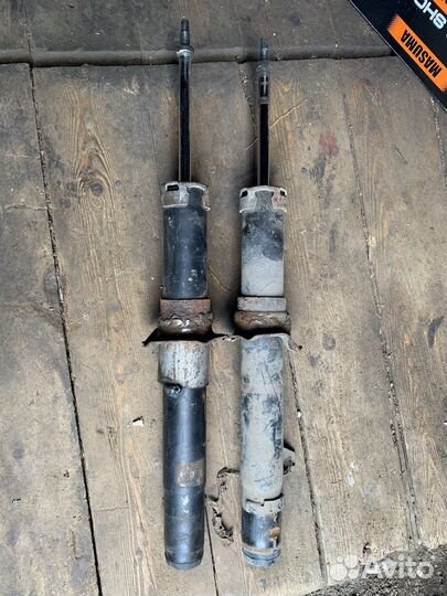 Амортизаторы передние б/у mazda 6 GH