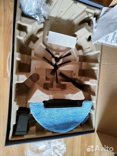 Робот пылесос