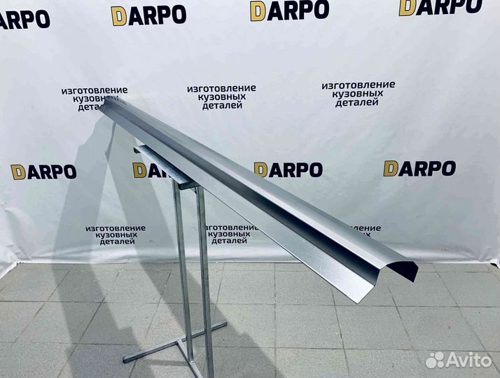 Пороги для Toyota Corolla 150 2006-2013 (E150)