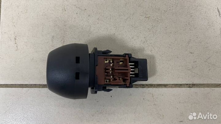 Кнопка блокировки дифференциала Toyota Rav 4 A30 2