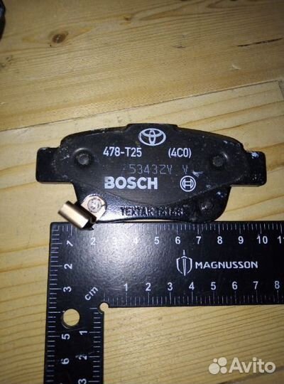 Тормозные колодки задние на toyota