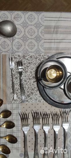 Мельхиоровые ложки, вилки, кружечки, солонки