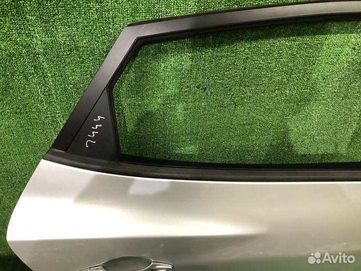 Дверь задняя правая Hyundai ix35