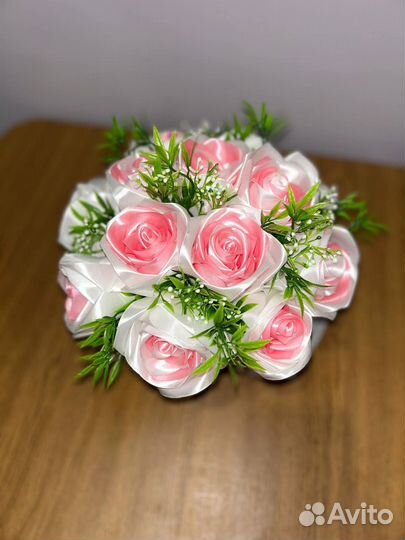 Букет из атлассных лент