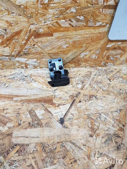 Форсунка омывателя BMW X5 E70 2009 61667161469