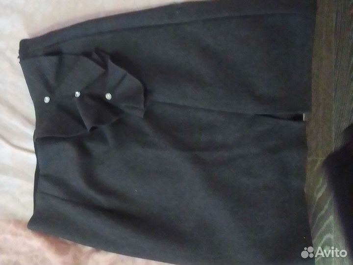 Пиджак и две юбки к нему