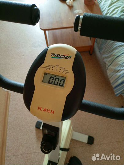 Велотренажер torneo