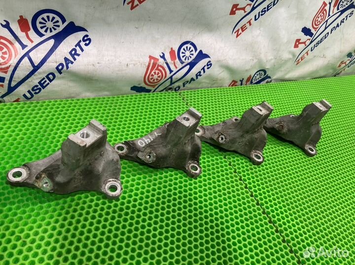 Кронштейн (крепление) двигателя передний Acura Mdx