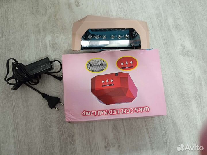 Уф лампа для ногтей