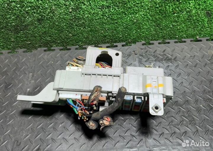 Блок предохранителей Hyundai Santa Fe 2.2 2008