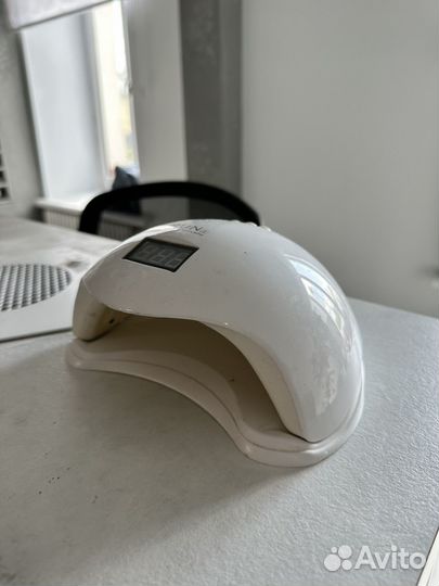 Лампа для ногтей