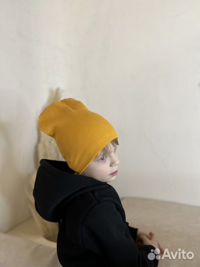 Детская шапка охра