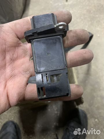 Датчик расхода воздуха AFH70M nissan infinity