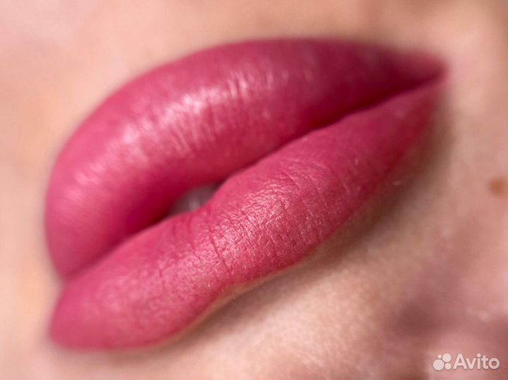 Перманентный макияж бровей