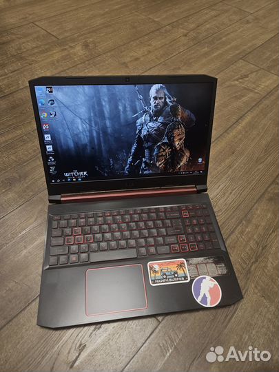 Игровой ноутбук i5 8gb SSD 512 GTX1050 танки макс