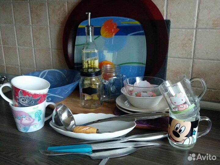 Набор посуды столовой тарелки блюдо кружки поднос