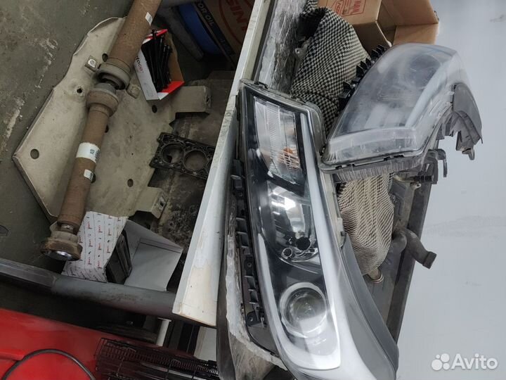 Фара на kia cerato 3