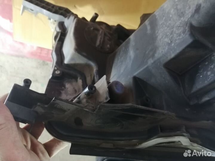 Фара левая с LED-светом для Toyota Land Cruiser