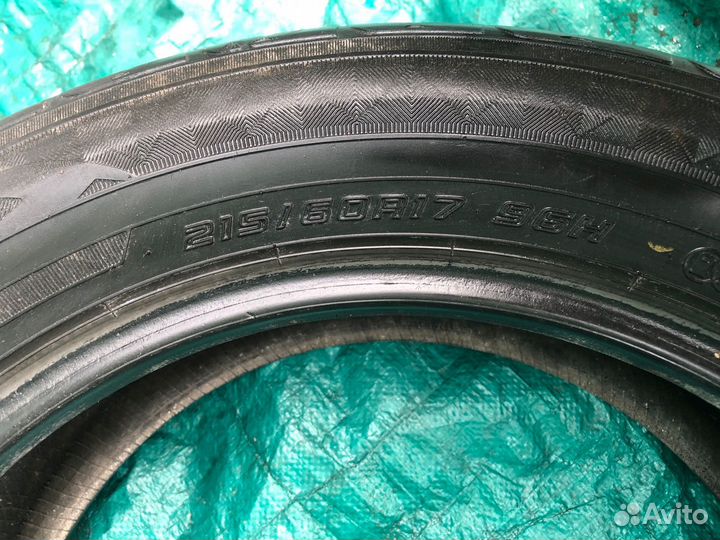 Dunlop Enasave RV504 215/60 R17 96H