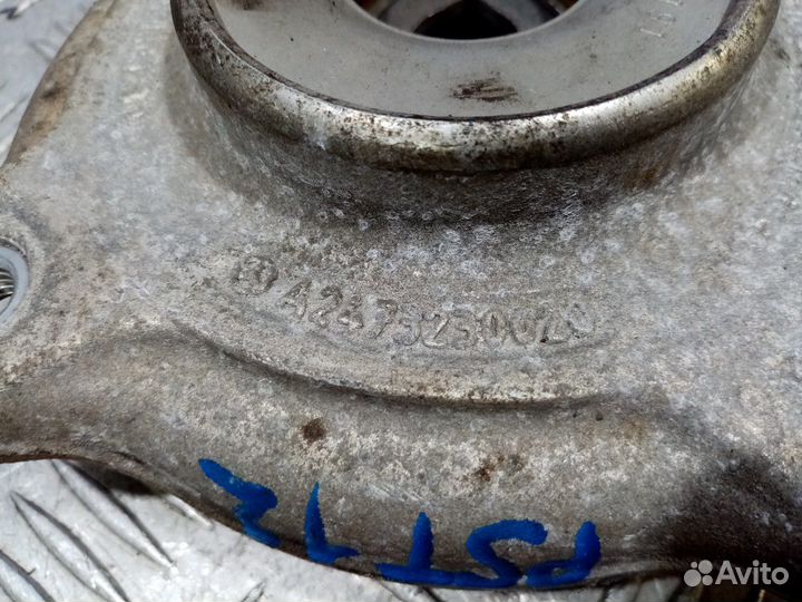 Б/У Опора переднего амортизатора верхняя#001