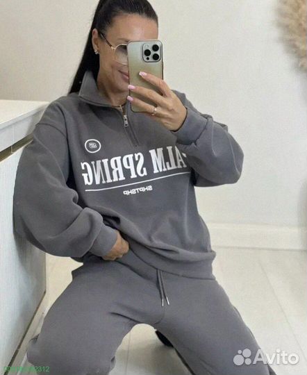 Спортивный костюм