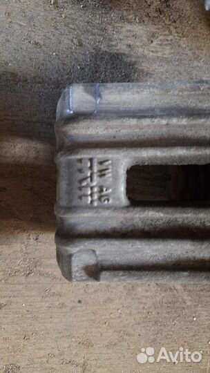 Суппорта задние jetta 6