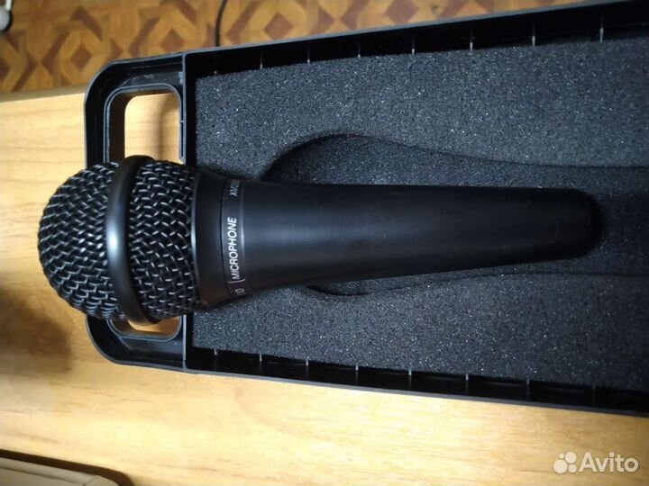 Студийный микрофон Behringer XM2000
