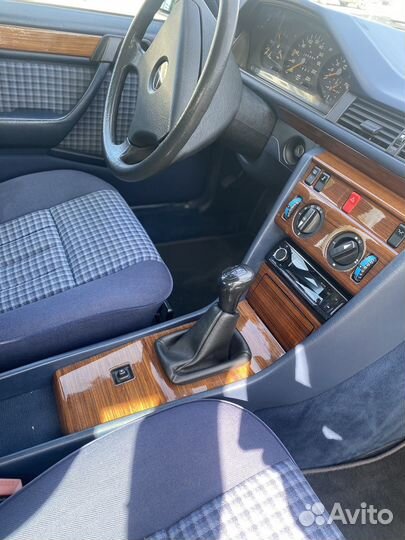 Mercedes-Benz W124 2.3 МТ, 1992, 230 000 км