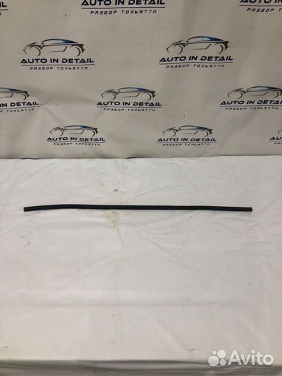 Уплотнитель двери нижний ваз (LADA) kalina sedan 1