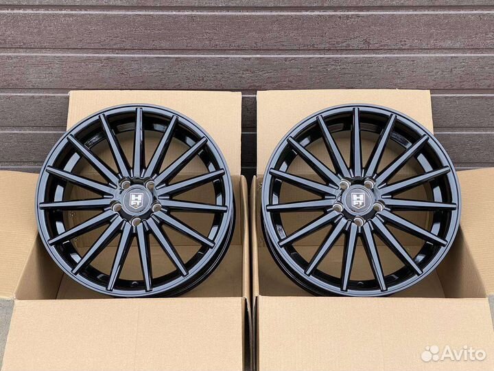 Литые диски модели HFT R18 5-108