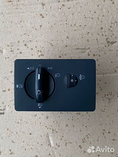 Блок управления светом Ford Focus 2