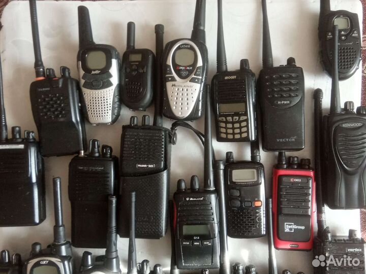 Рации Kenwood TH -F5 Turbo. 3 шт