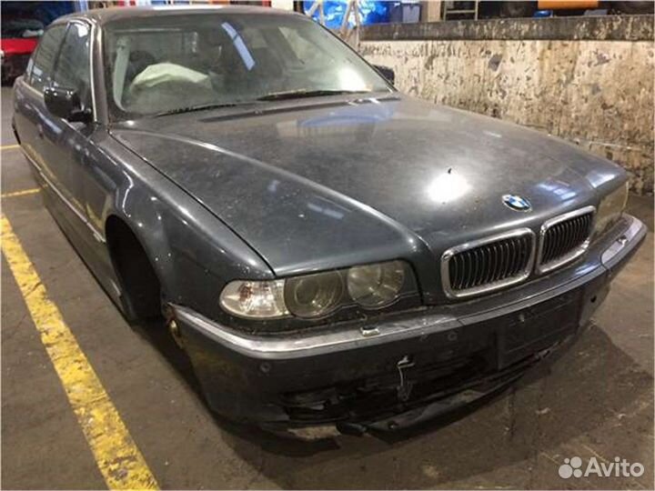 Разбор на запчасти BMW 7 E38 1994-2001