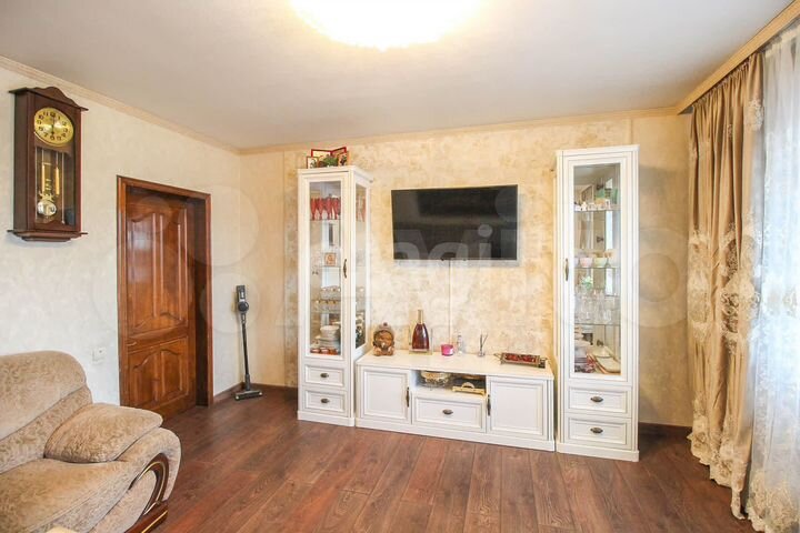 4-к. квартира, 83,5 м², 3/10 эт.