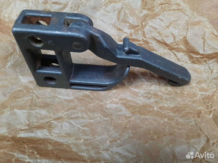 Приспособление для демонтажа шин СССР