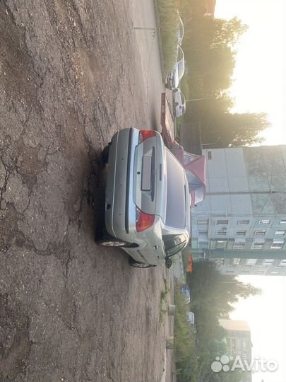 Ford Focus 1.8 МТ, 2003, 390 000 км