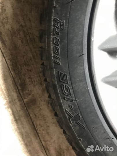 Michelin X-Ice North 215/55 R17