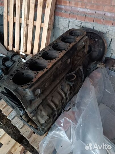 Блок двигателя