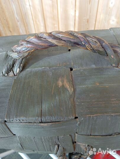 Старинный берестяной короб