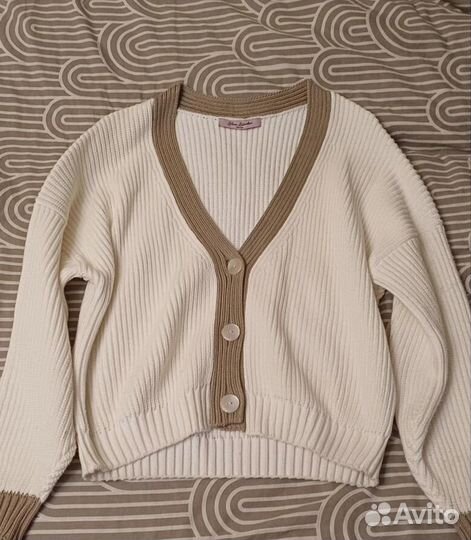 Кардиган Яна Лукачер он сайз