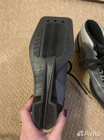 Лыжные ботинки 32 р