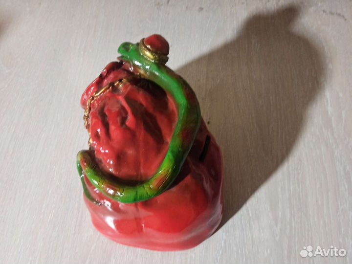 Копилка Змея на денежном мешке